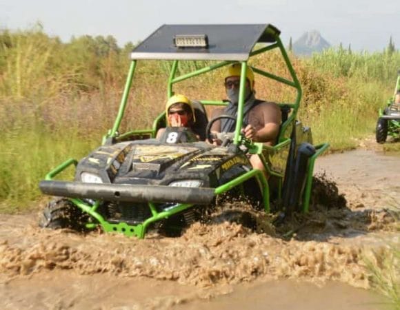 Tour combinato di rafting con buggy safari e zipline